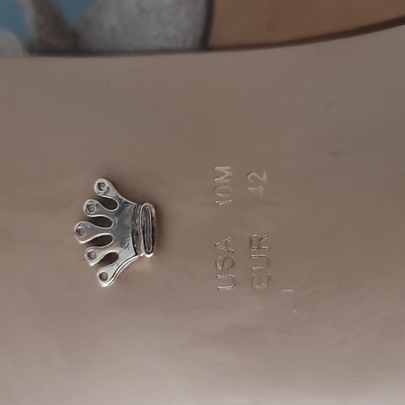 NINA Princess Gold Peep Toe Heels - Picture 12 of 13